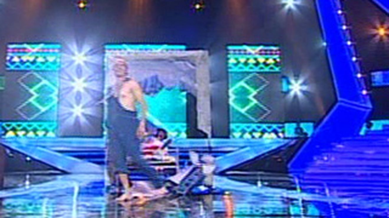 VIDEO Mihai Petre, dur ca o stanca: "Momentul vostru n-are sanse in finala"! Grupul OZN i-a facut pe toti sa rada!
