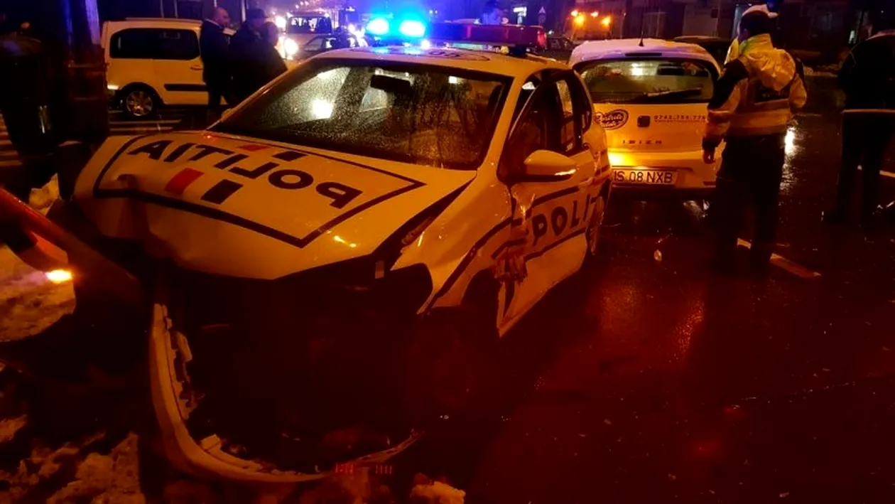 Accident violent în Iași, unde doi polițiști au fost spulberați. Ramona şi Daniel erau în misiune