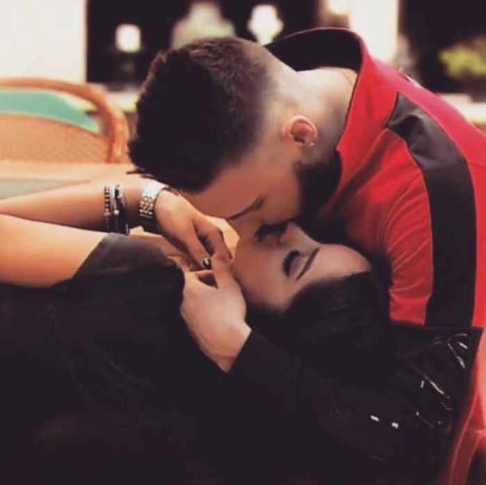 Surpriză la Kanal D! Simina de la Puterea Dragostei a rămas însărcinată în timpul filmărilor la show-ul prezentat de Andreea Mantea?!