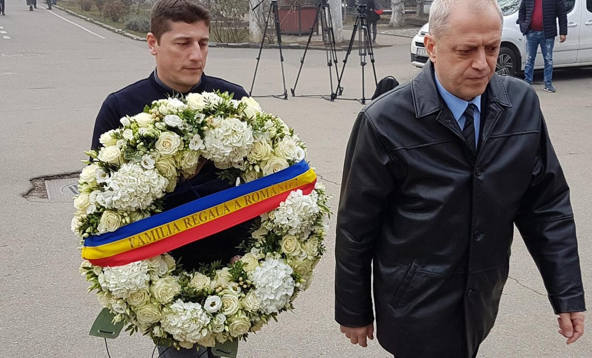 Familia Regală a trimis o coroană la căpătâiul Cristinei Țopescu