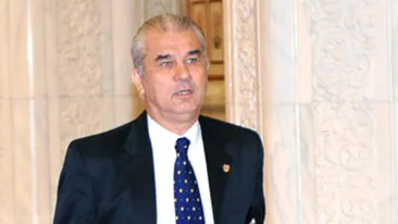 Edi nu mai vorbeste cu Tata Puiu! Nu-i mai raspunde la mobil