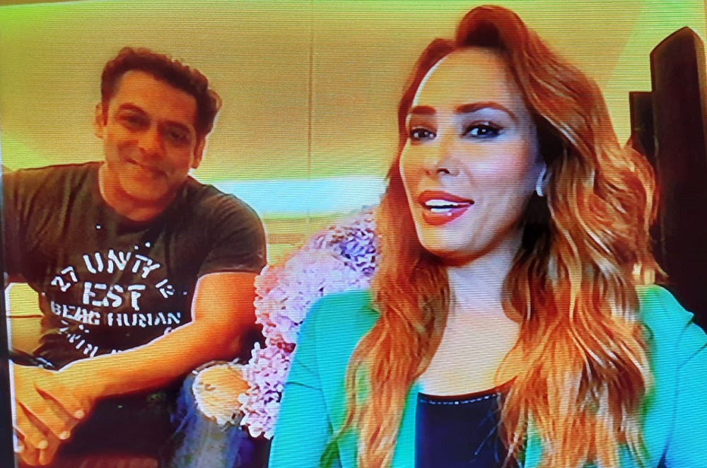Iulia Vântur şi Salman Khan au apărut împreună la TV. Au vrut să se afle de la ei! Când vin în România | VIDEO