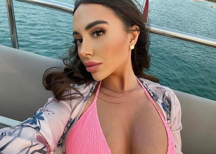Anna ne arată decolteul ei sexy / Sursă foto: Instagram.com
