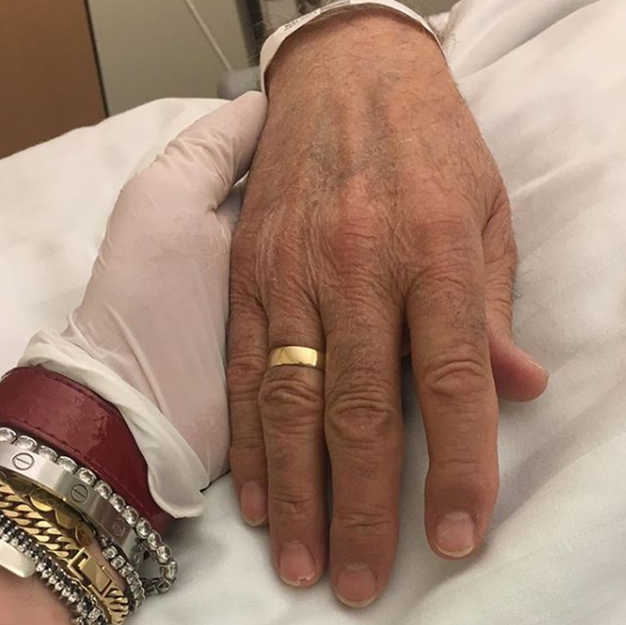 Stephan Pelger a postat o imagine din spital