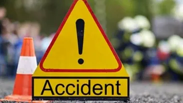 Accident pe autostrada A1! Cinci răniți, între care și un copil de doi ani, după ce taxi a intrat în parapeți!