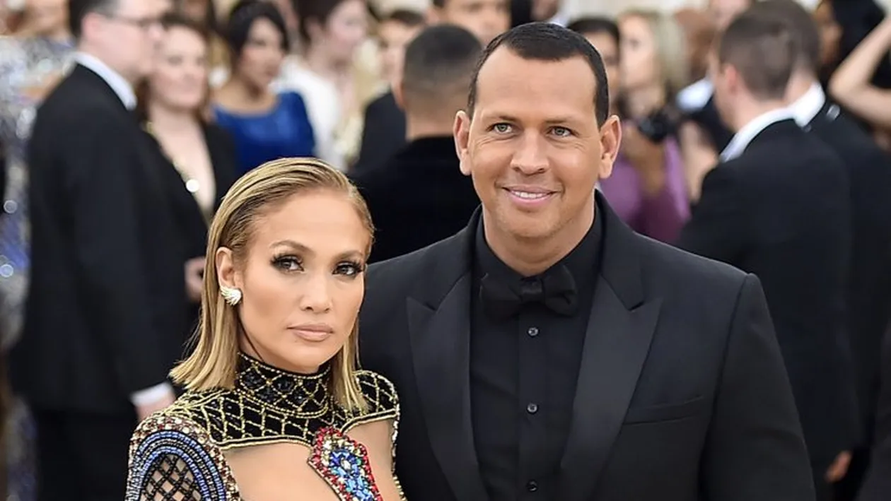 Jennifer Lopez și Alex Rodriguez s-au logodit după o relație de doi ani
