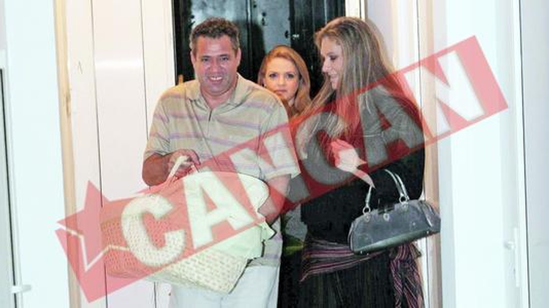 Adrian Iovan e mama in familia Romanitei