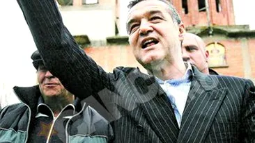 Gigi Becali a implinit 53 de ani! Este nascut in aceeasi zi cu echipa Rapid