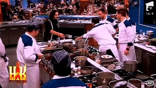 Antena 1 le-a închis emisiunea chefilor Florin Dumitrescu, Sorin Bontea și Cătălin Scărlătescu. Doar două sezoane a durat „Iadul Bucătarilor”