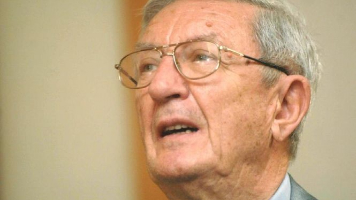 După moartea generalului Stănculescu, Ministerul Apărării Naționale s-a îndreptat către fiica generalului și către ”văduvă”, însă totul a fost mult mai greu decât s-a crezut la o primă vedere