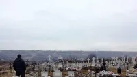 Descoperire halucinantă într-un cimitir din Vaslui. Sătenii sunt îngroziți