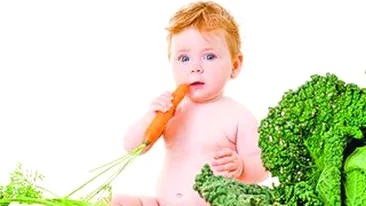 Bebelusul isi dezvolta preferintele alimentare din burtica