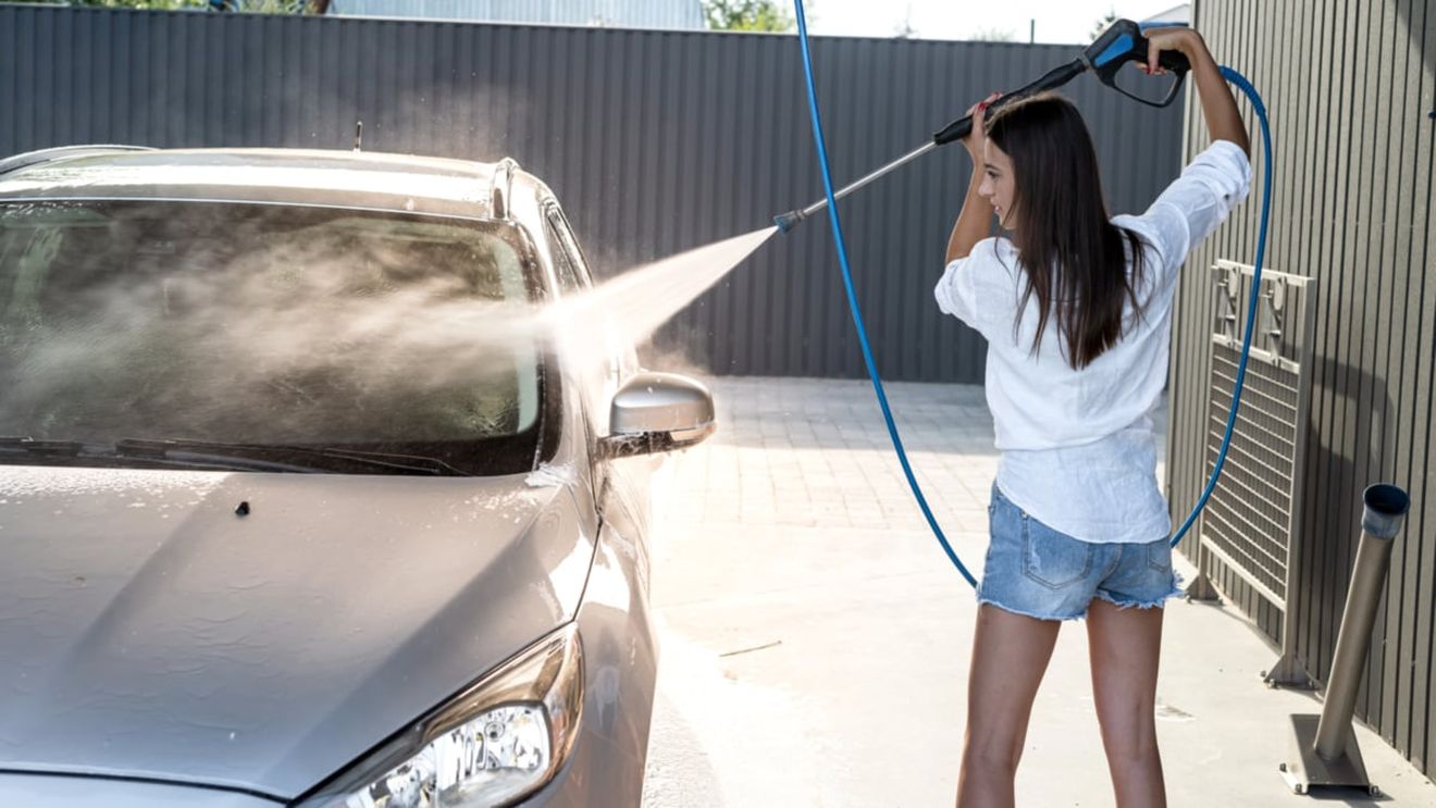 (P) Cum alegi corect echipamentele pentru o spălătorie auto self service