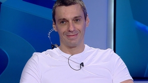 Cum a luat Mircea Badea decizia de a se tunde singur: ”E o întreagă istorie...”