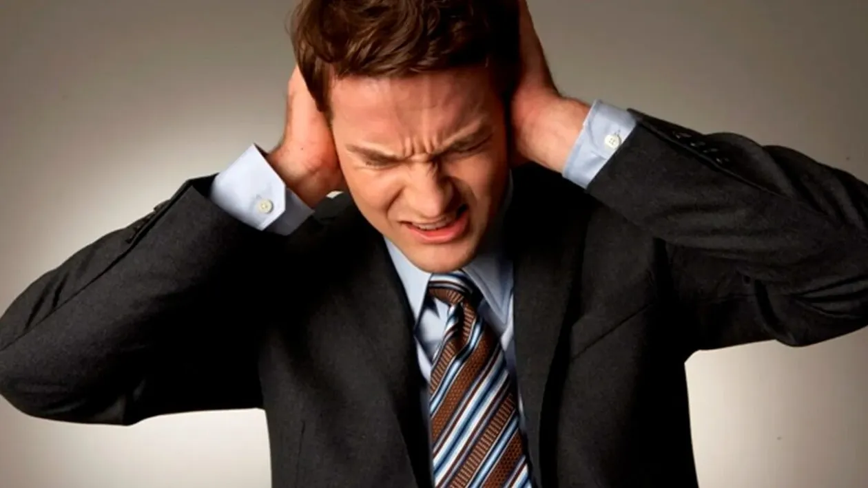 Obiceiul banal care îți poate afecta auzul. Puțini îi acordă atenție