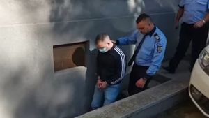 Un polițist din Constanța a fost arestat după ce a bătut un bărbat cu picioarele, până l-a băgat în comă