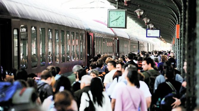 Biletul de tren, mai ieftin daca il platesti in avans