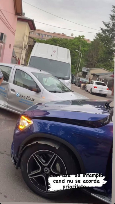 Ella, fosta concurentă de la Puterea Dragostei, a fost implicată într-un accident rutier! „Mulțumesc lui Dumnezeu pentru că m-a ajutat să scap cu viață”