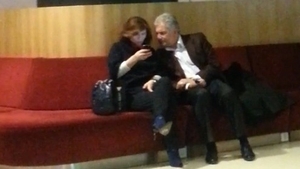 Preludiul unei seri reusite a inceput la cinema! Cum isi rasfata Videanu sotia cand nu-l vede nimeni