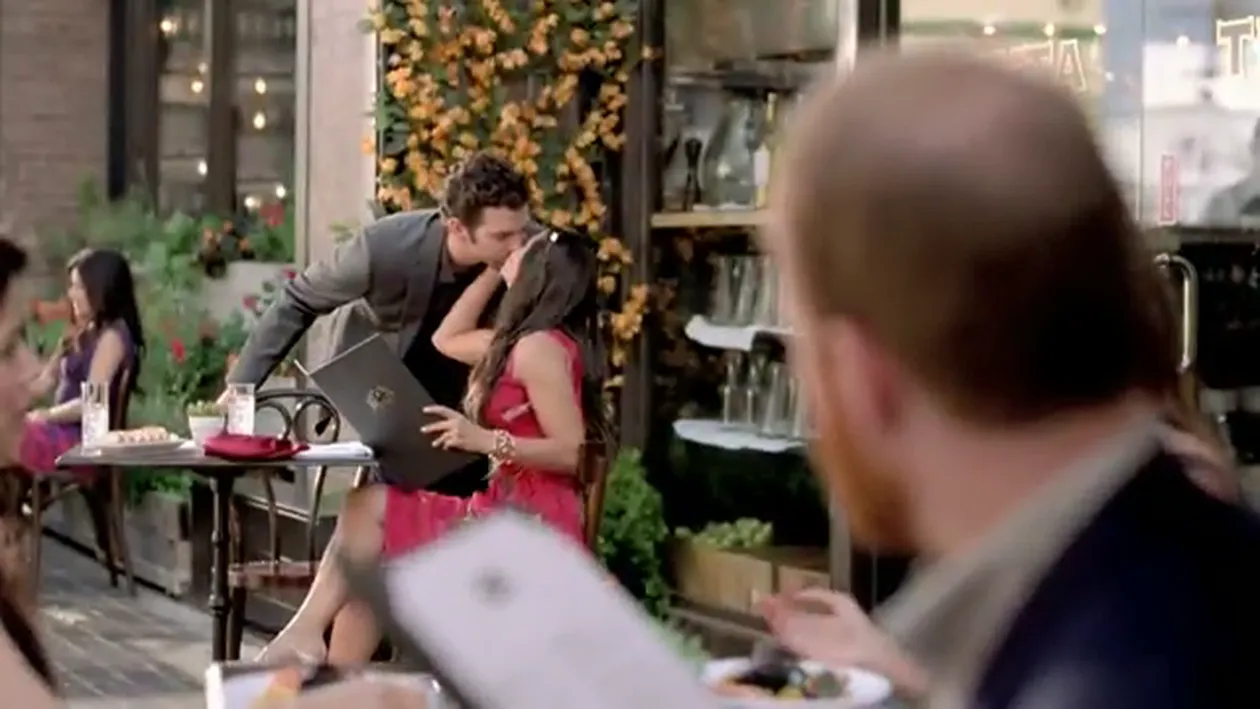 Lili Sandu face bani grei in SUA! Barbatul cu care s-a sarutat i-a asigurat salariul pe urmatorul an!