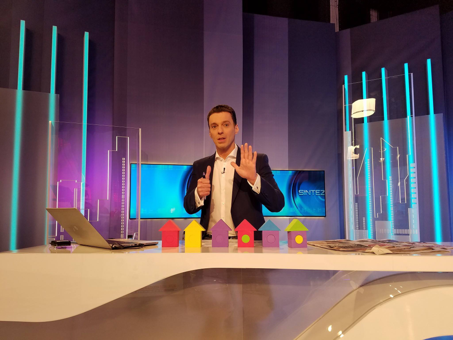 Ce a păţit MIRCEA BADEA în miez de noapte, după terminarea emisiunii, în drumul spre casă:”O maşină cu geamuri negre…“