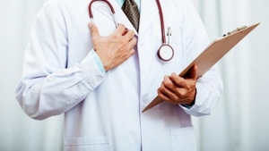 În plină pandemie un oraș a rămas fără medici. Unul dintre cadrele medicale a decedat din cauza noului virus, iar altul a fost infectat
