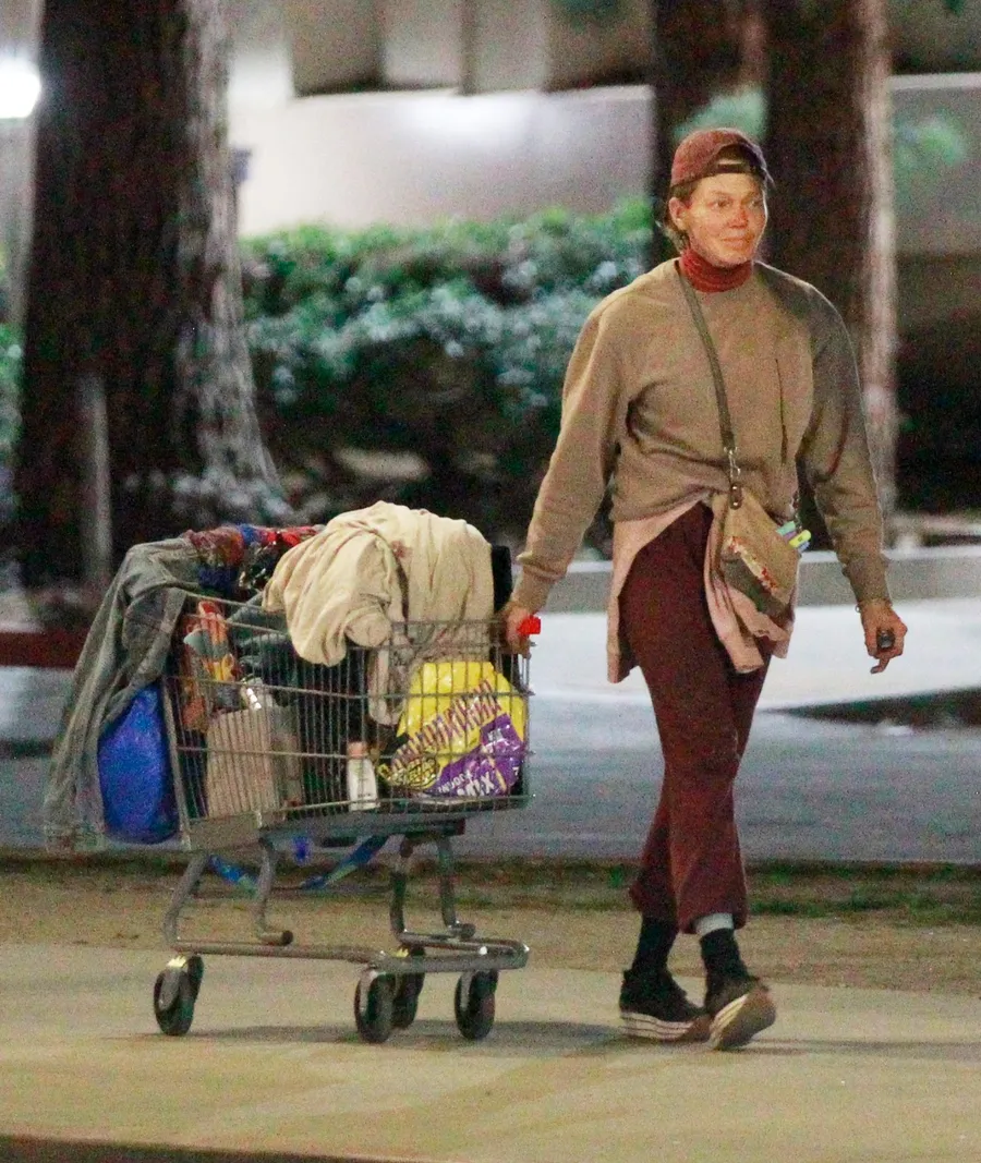 Loni Willison este de nerecunoscut 