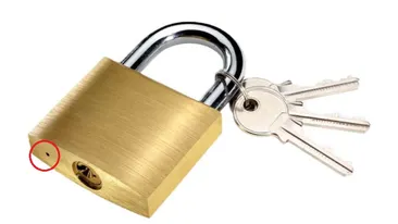 Ce reprezintă gaura de lângă încuietoarea lacătului. Puțini sunt cei care știu la ce folosește