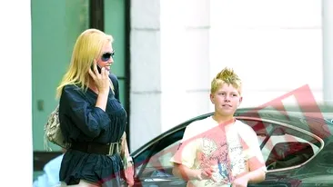 Cristina Rus, pusa in incurcatura de o bunica