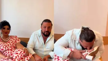 George Restivan a luat exemplu de la Selena Gomez! I-a sărutat picioarele Adrianei Bahmuțeanu