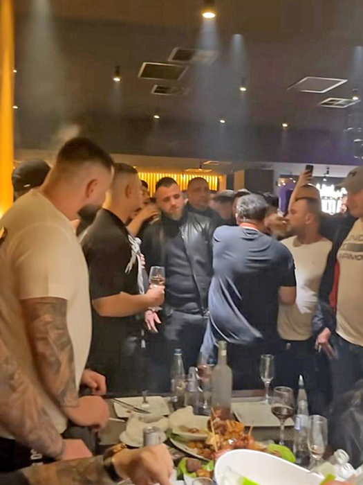 Caranii și apropiații lor au umplut Hanul Drumețului
