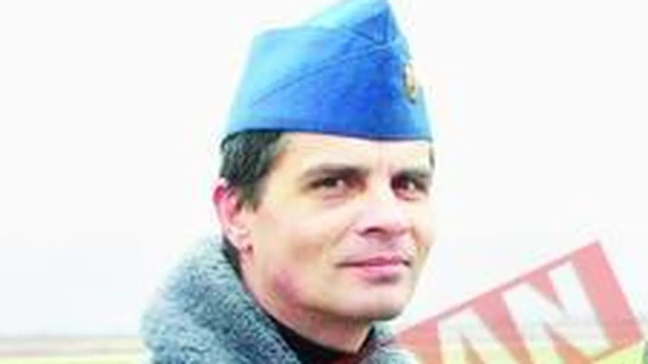 A fost decorat dupa ce s-a izbit de patru ozn-uri