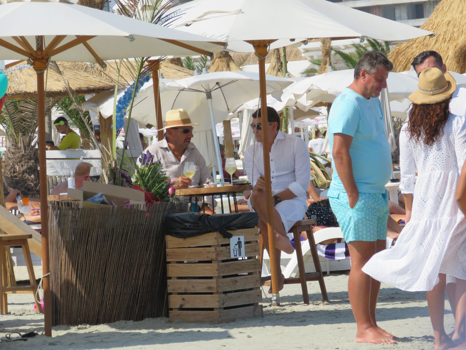 Marian Alecu și Cristi Borcea, pe plajă la Mamaia