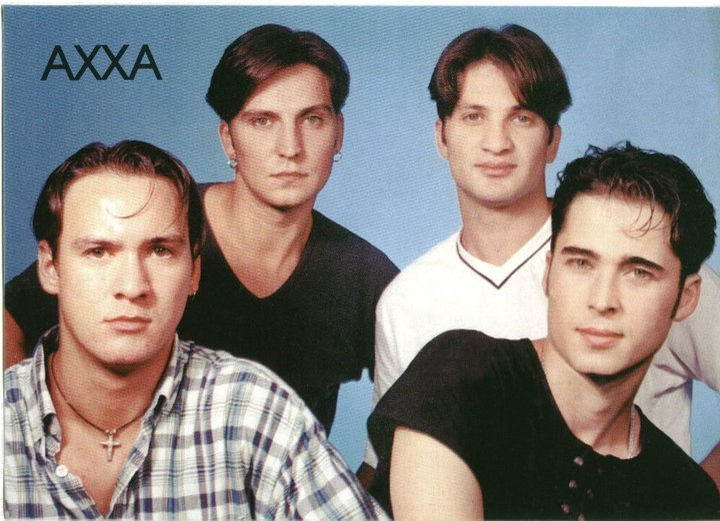 Prima variantă a trupei AXXA, cu Dinu Maxer