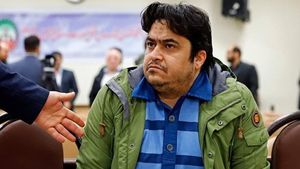 Un jurnalist iranian disident, condamnat pentru instigare la violenţă, a fost executat
