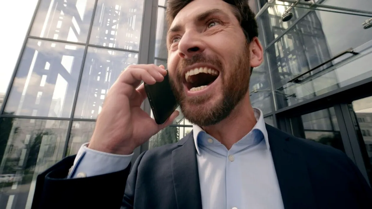 Angajații din România care muncesc doar 6 ore și primesc salariul întreg. E lege!