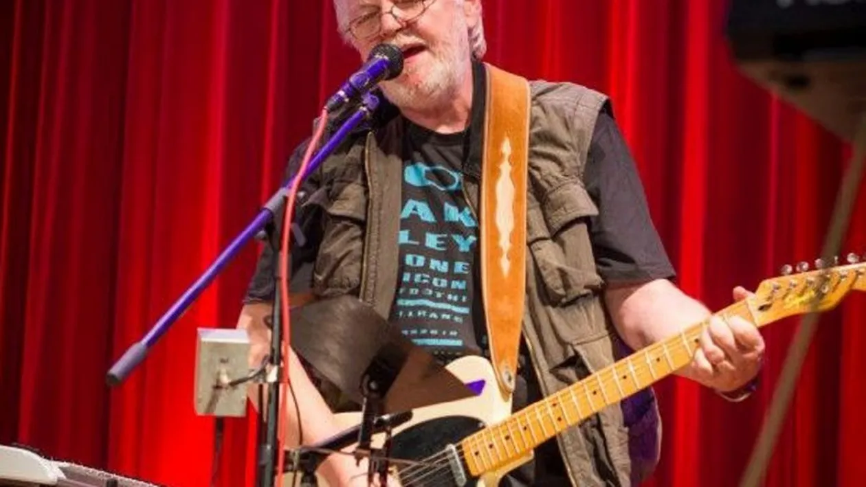 Este știrea tristă a zilei! S-a stins din viață Dan Andrei Aldea, fostul lider al trupei Sfinx