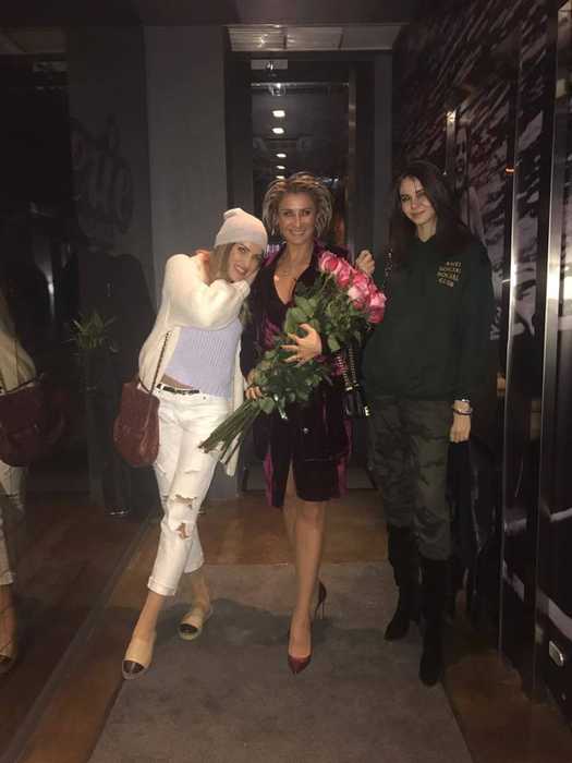 ANA MARIA PRODAN a primit un cadou impresionant de ziua sa de naştere! Iată cum a sărbătorit sexy-impresara