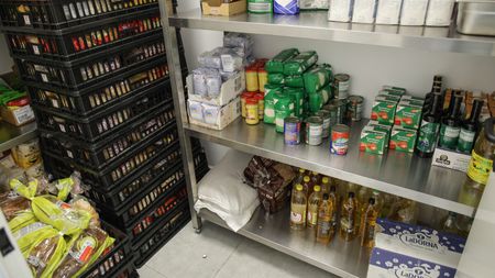 Atenție la produsele de post din magazine! ANPC trage un semnal de alarmă: ce conțin, de fapt