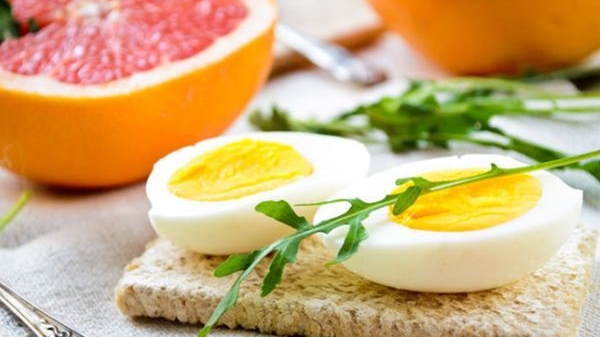 Dieta cu ouă! Scapi ieftin de 10 kg în numai 10 zile