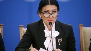 Sorina Pintea, adusă cu escortă la Curtea de Apel București. Fostul ministru al Sănătății a contestat măsura arestului preventiv