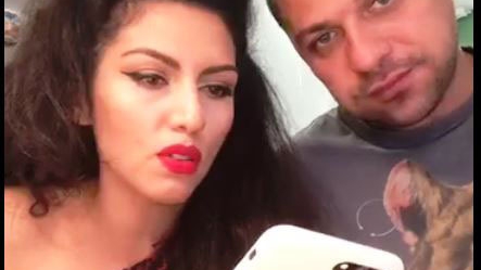 S-a spus că Maria Constantin l-a înşelat pe Marcel cu Viziru iar acum Doiniţa Oancea i-a luat telefonul la control. ”Ia uite...imagini cu o blondă!”