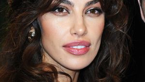 Madalina Ghenea, doborata de depresie? Dezamgaita de prieteni, olteanca se concentreaza pe cariera! Vezi cand s-ar putea marita!