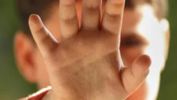 Sase cazuri de abuz sexual asupra minorilor au fost sesizate deja in  2012 in Vaslui!