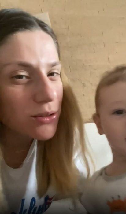 Tily Niculae, soțul și copiii, infectați cu virusul SARS-CoV-2: “Radu a făcut o erupție cutanată de la antibiotic. Am stat în stres și în teroare”