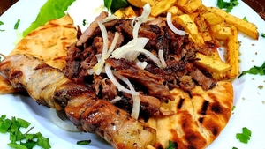 Cea mai bună reţetă de souvlaki, de făcut acasă. Reţeta străveche grecească