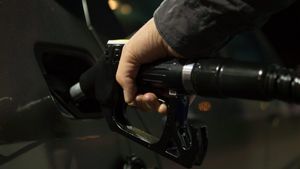 Realitate sau o farsă? Harta benzinăriilor unde benzina ar putea costa... 3 lei!