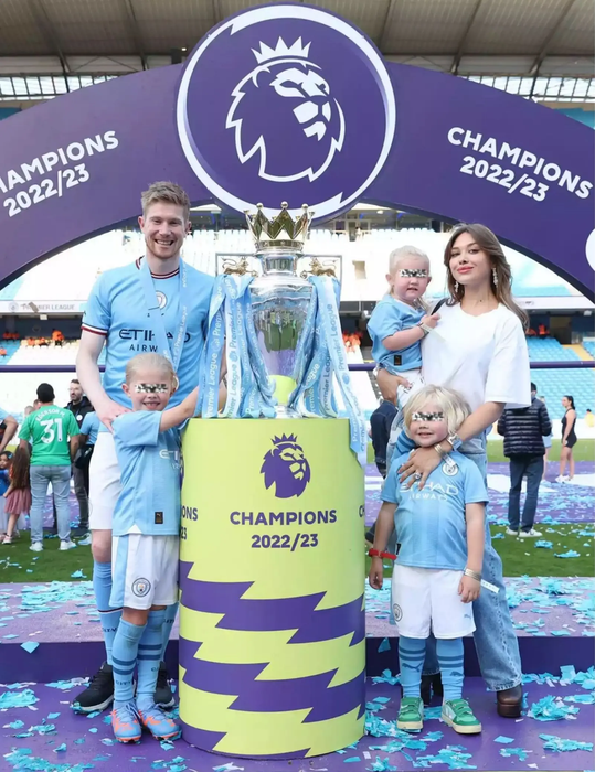 Soția și copiii fotbalistului Kevin De Bruyne. Sursa foto: Instagram