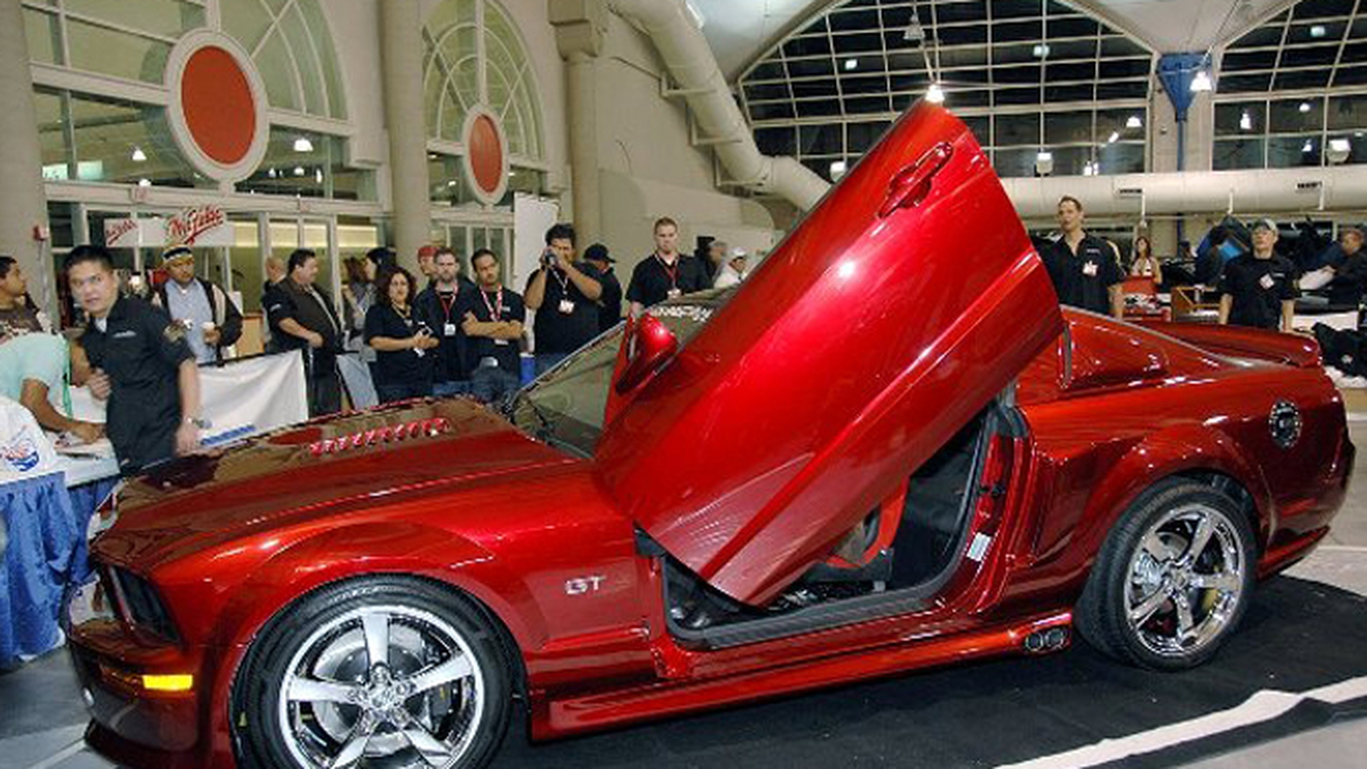 Romexpo gazduieste in aceste zile un salon de tuning auto!