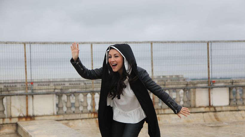 ANDRA va urca pe „acoperişul României“! ”Sunt în aer!” Iată cum poţi câştiga invitaţii la evenimentul ProFM On Top de pe Casa Poporului